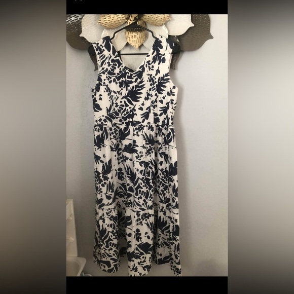 Magaschoni Dresses & Skirts - Magaschoni Navy and White Floral Dress